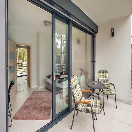2-story With A Garden And A Pool Pobierowo
