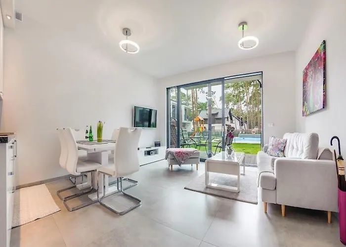 Prázdninový dům 2-story With A Garden And A Pool