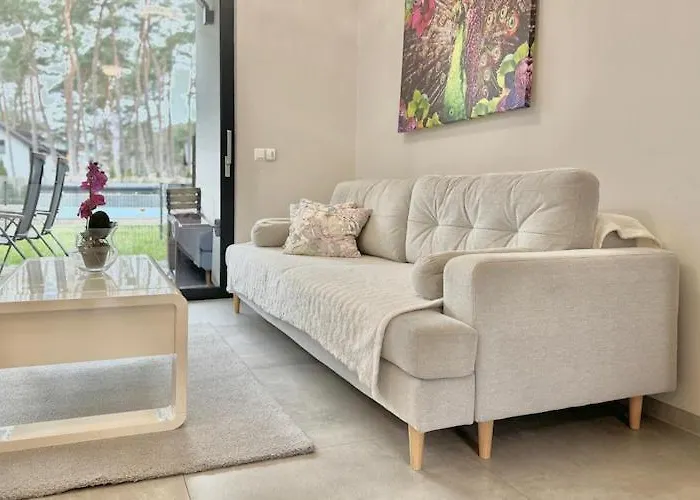 2-story With A Garden And A Pool