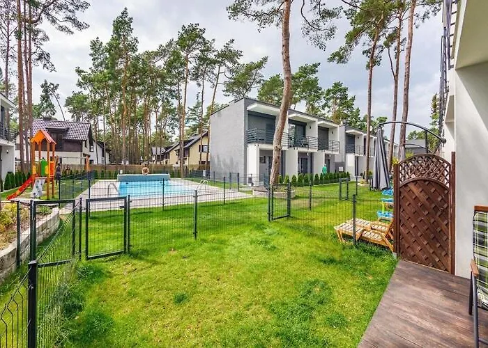 Prázdninový dům 2-story With A Garden And A Pool